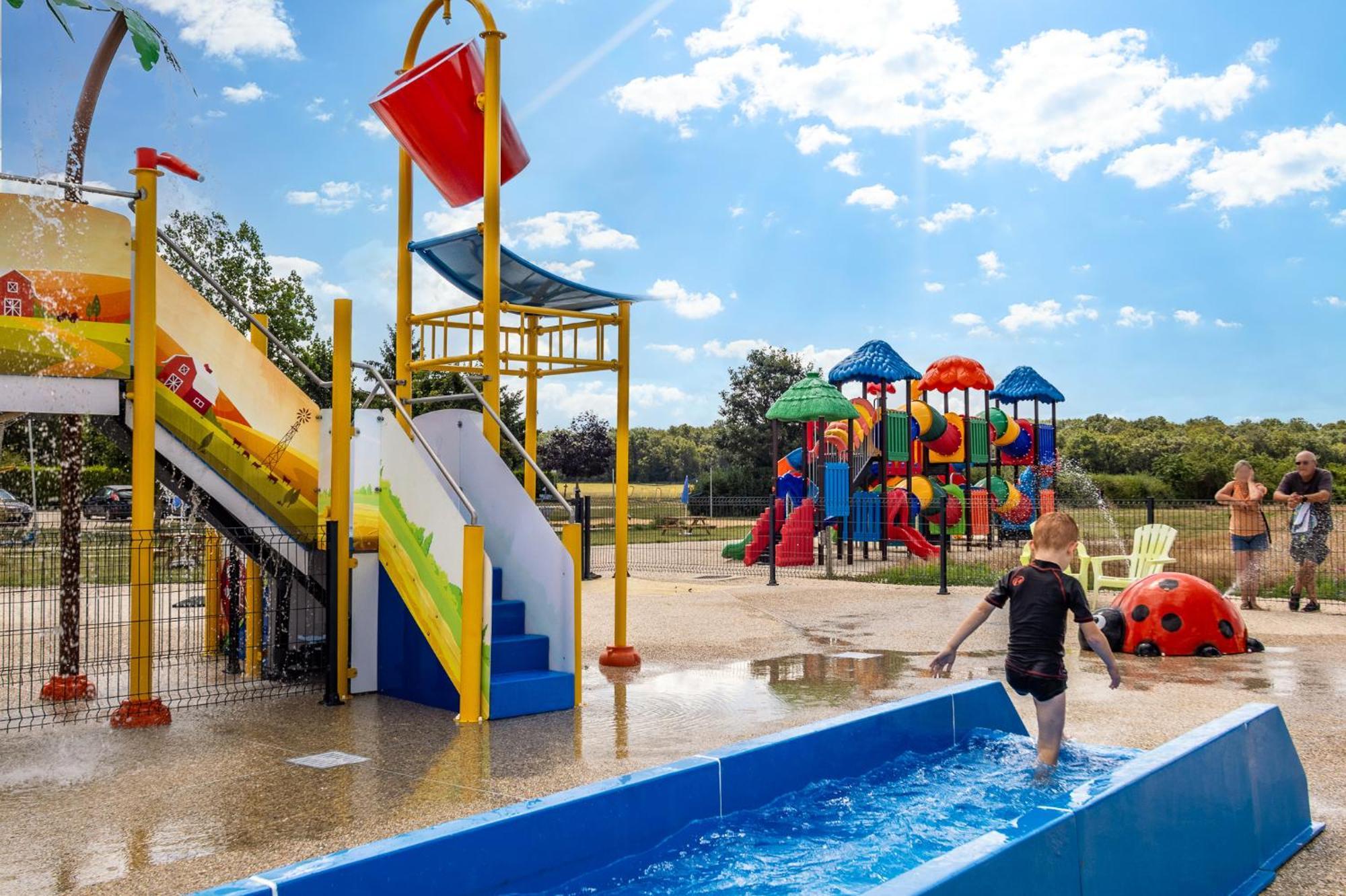 Camping Valloire-Sur-Cisse Seillac Exteriör bild