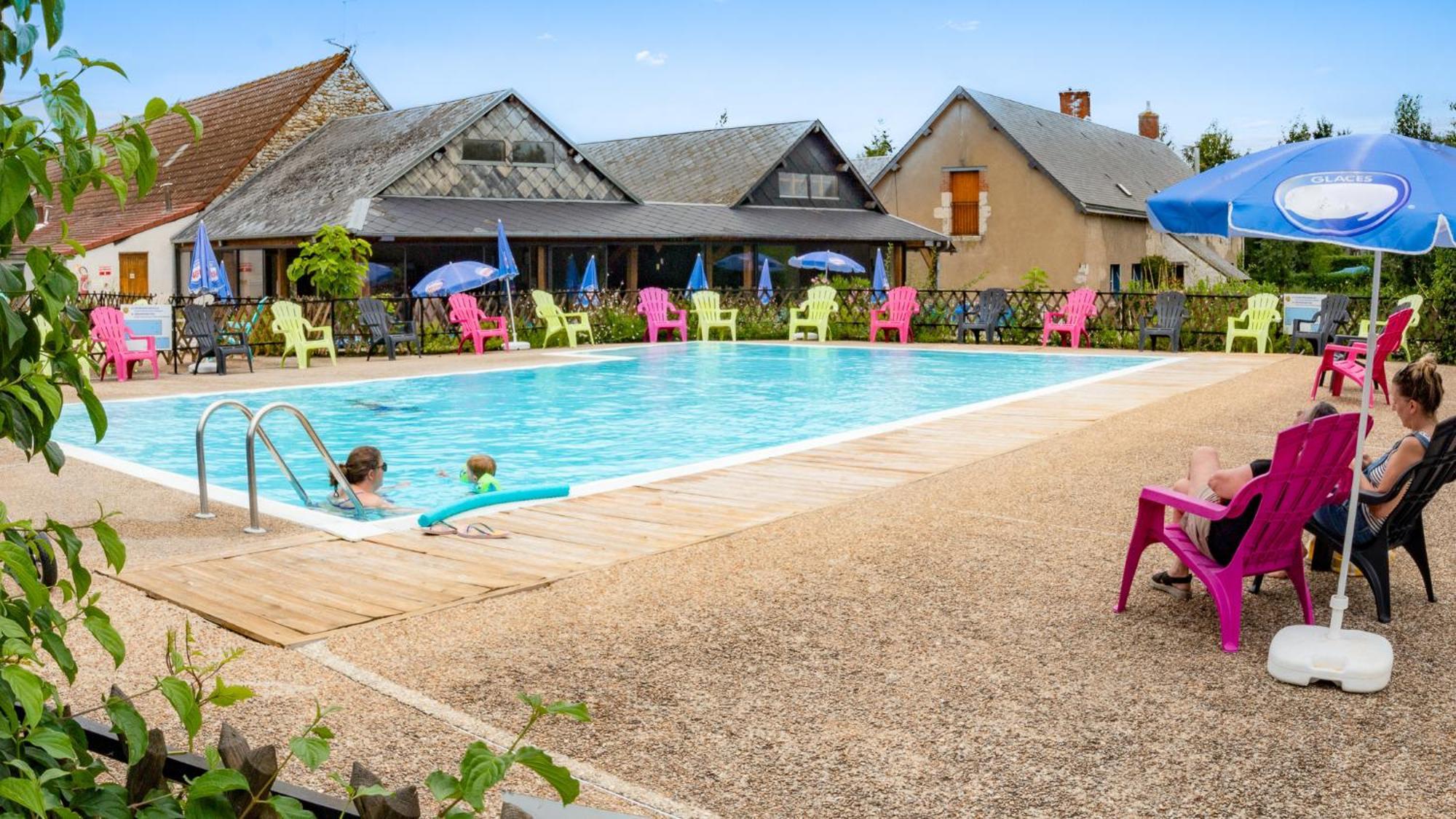 Camping Valloire-Sur-Cisse Seillac Exteriör bild