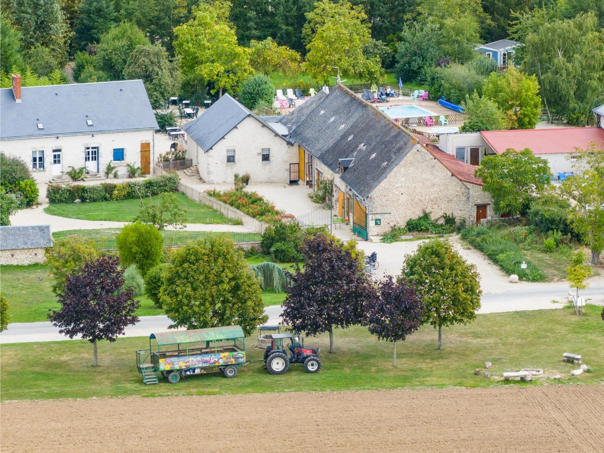 Camping Valloire-Sur-Cisse Seillac Exteriör bild